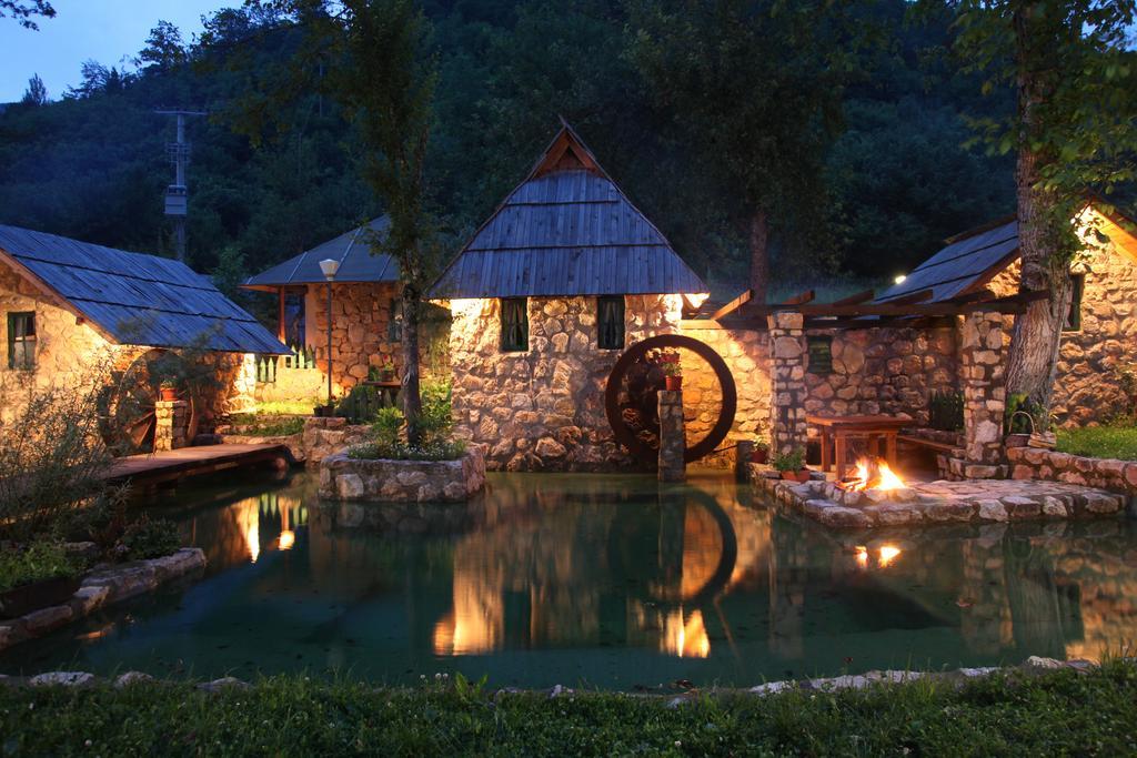 Rafting Camp Tara Center Tri Vodenice Bastasi Kamer foto