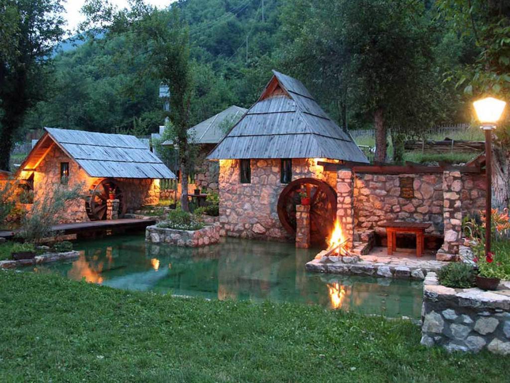 Rafting Camp Tara Center Tri Vodenice Bastasi Kamer foto